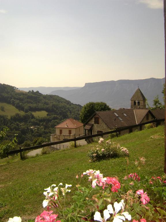 Gite Le Cerf De Belledonne Sainte-Agnès Eksteriør billede